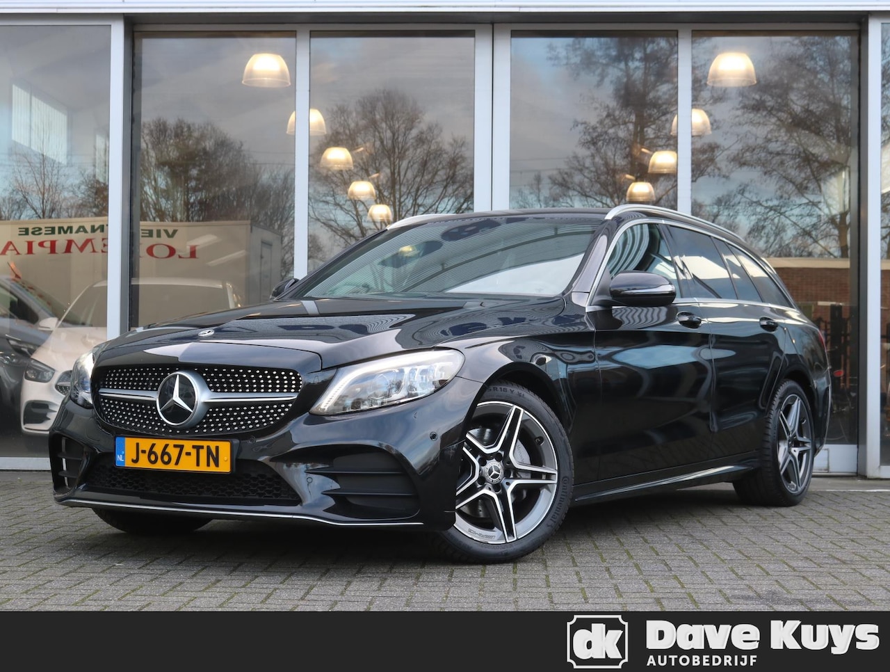 Mercedes-Benz C-klasse Estate - 180 AMG Line | Apple Carplay | Sfeerverlichting - AutoWereld.nl