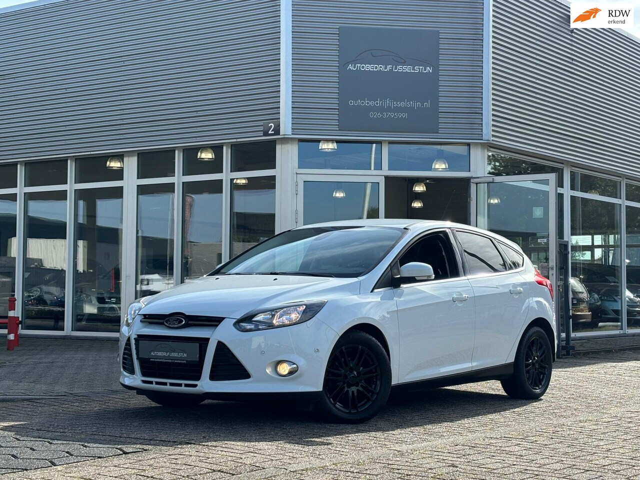 Ford Focus - 1.0 EcoBoost / climate / Cruise Control / Navi / Pdc. - AutoWereld.nl