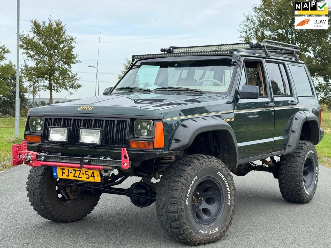 Jeep Cherokee - 4.0i Off Road 4X4 Lift Kit LED Terrein - AutoWereld.nl