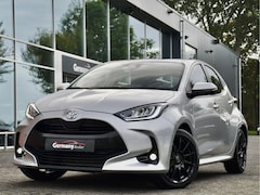 Toyota Yaris - 1.5 VVT-i Dynamic + | Rijklaar | Keyless | LED | 17'' LM-velgen | Adaptieve