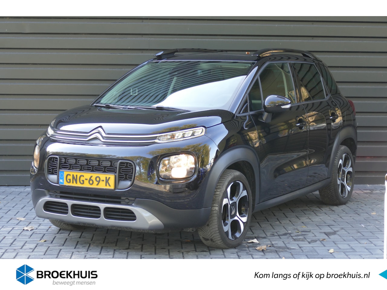 Citroën C3 Aircross - 1.2 PURETECH 110PK SHINE / NAVI / CLIMA / PDC / 17"LMV / PANO.DAK / WINTERPAKKET / BLUETOO - AutoWereld.nl