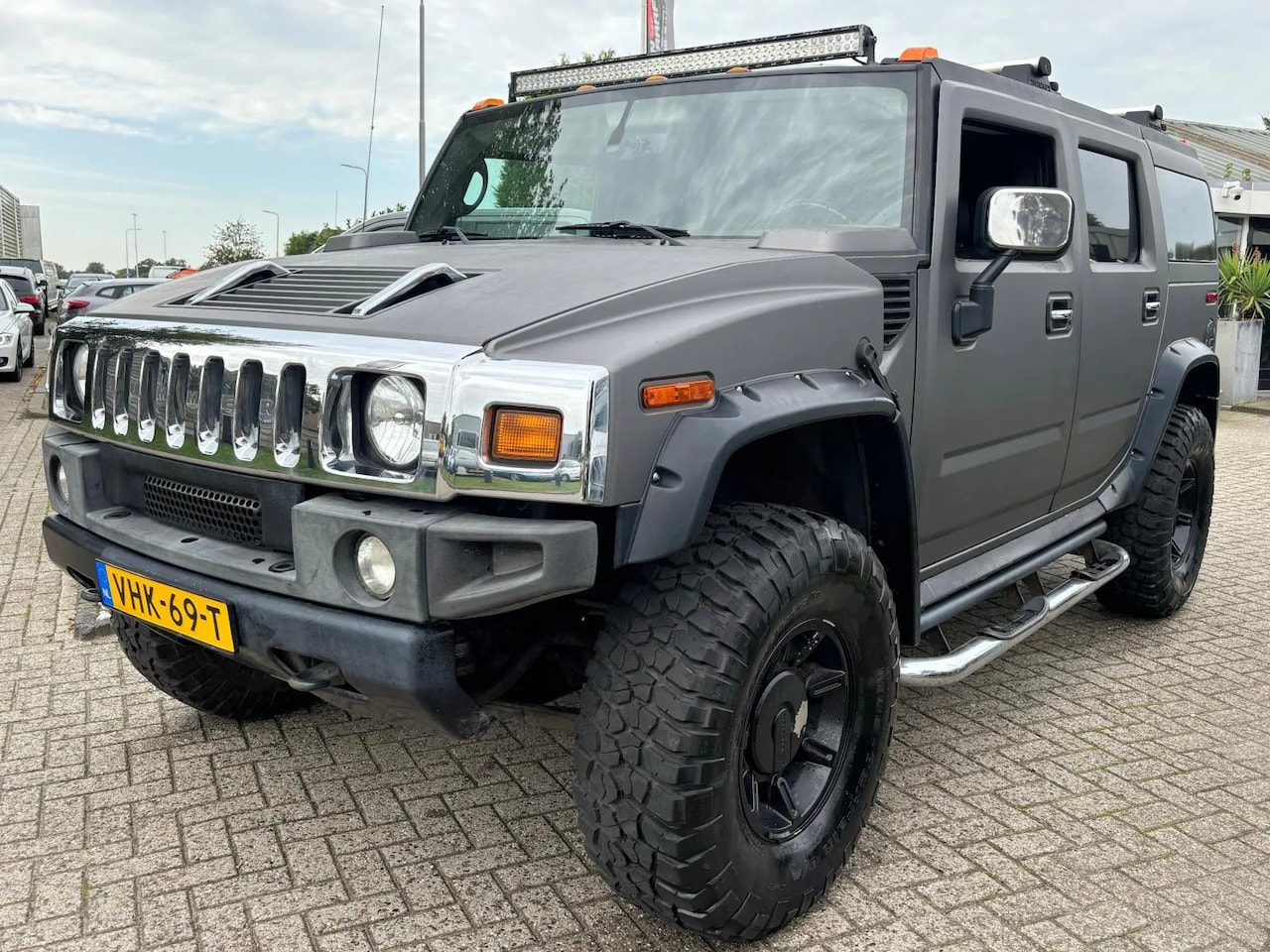 Hummer H2 - 6.0 V8 LPG Grijs kenteken Verhoogd / Verbreed Youngtimer - AutoWereld.nl