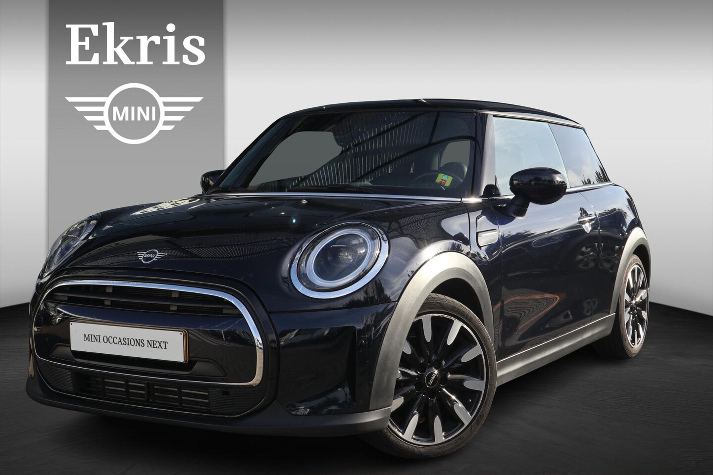 MINI Cooper - 3-deurs 1.5 Business Edition - AutoWereld.nl