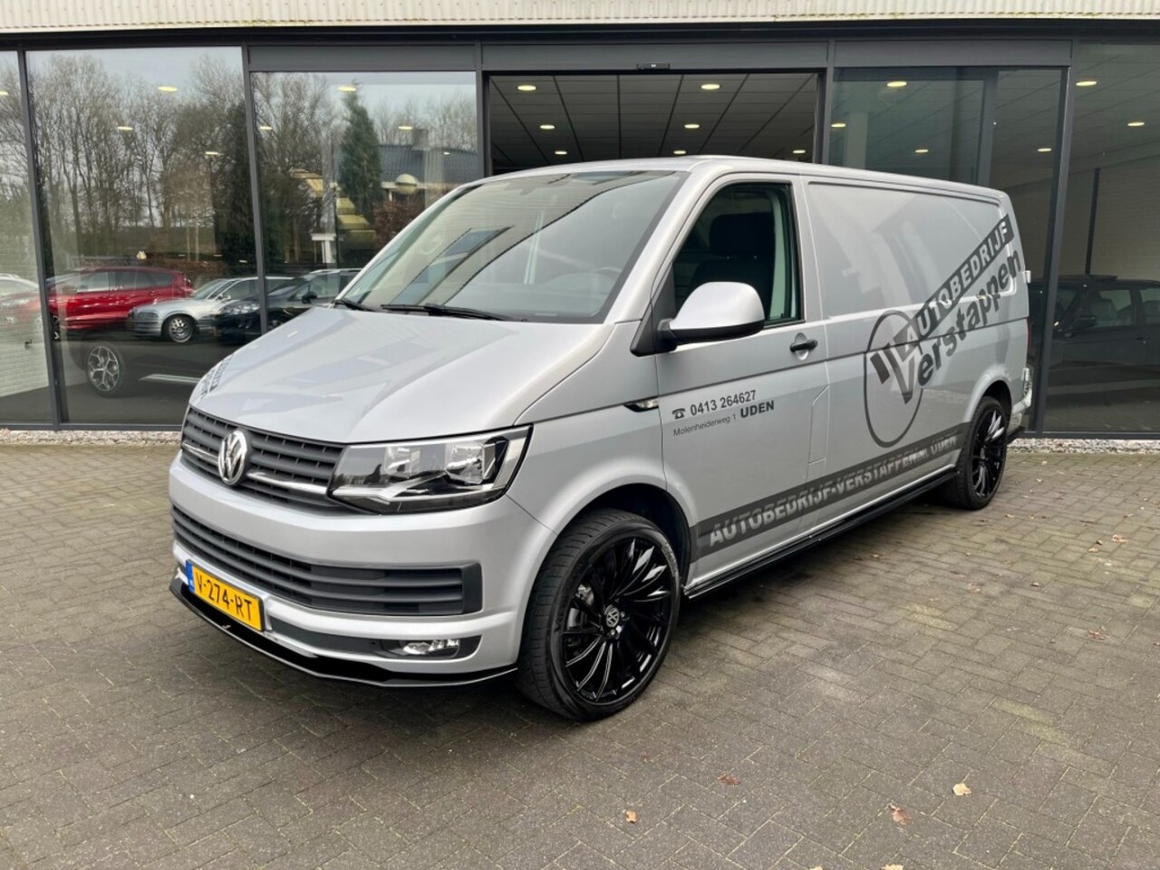 Volkswagen Transporter - 2.0 TDI 150PK L2H1 SPORTLINE ,Navi,Cruise,Pdc,Multie Stuur,20In - AutoWereld.nl