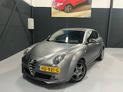 Alfa Romeo MiTo - 0.9 TwinAir Racer Climate-Cruisecontrol - Navigatie - Uniek Magno Matgrijs - 55.000 km N.A