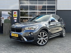 BMW X1 - xDrive20i M Sport, Automaat, Trekhaak, Head up display,