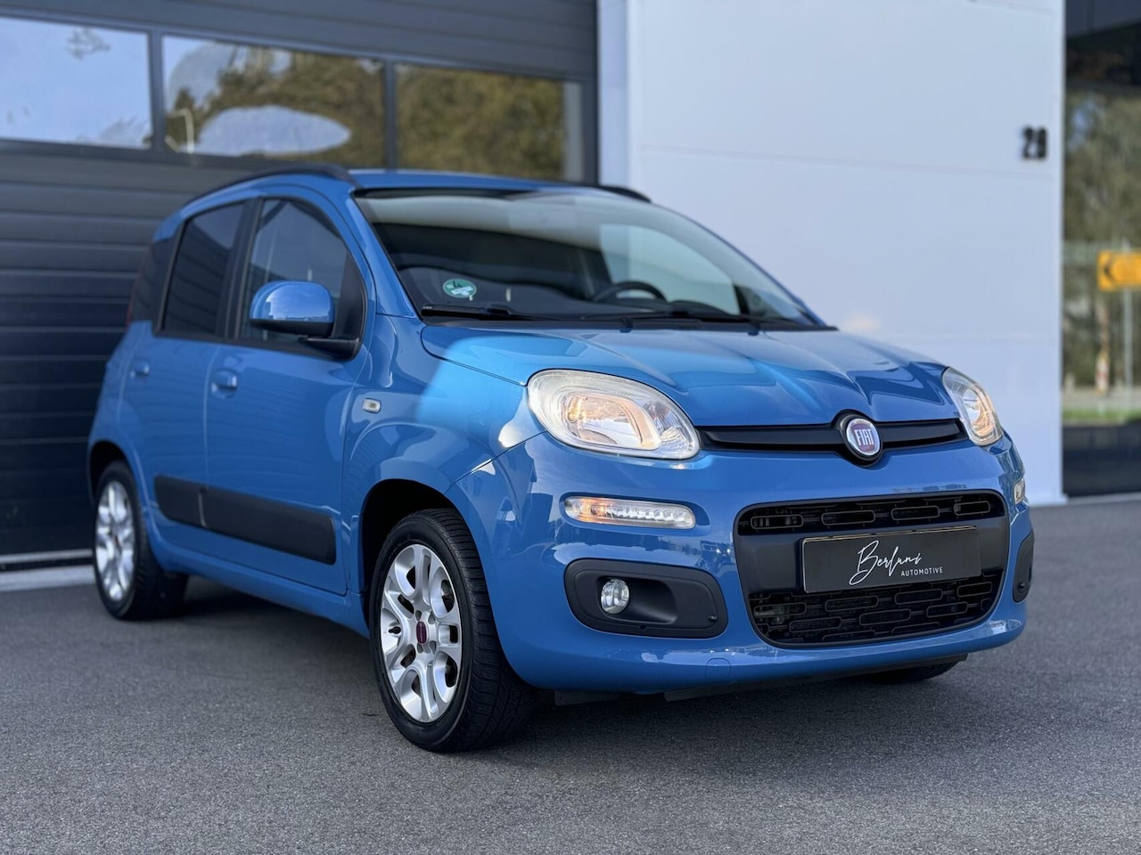 Fiat Panda - 0.9 TwinAir Lounge Airco|4seizoensban|Nette auto! - AutoWereld.nl