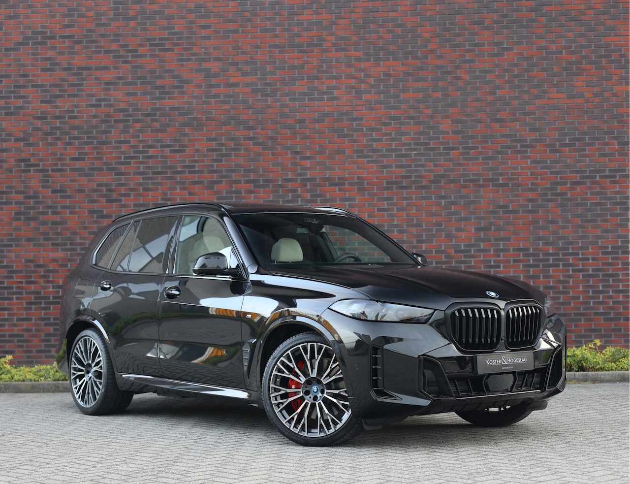 BMW X5 - xDrive50e *Sky*Trekhaak*H/K*Exclusive*Soft-Close* - AutoWereld.nl