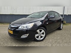 Opel Astra - 1.4 Turbo Edition