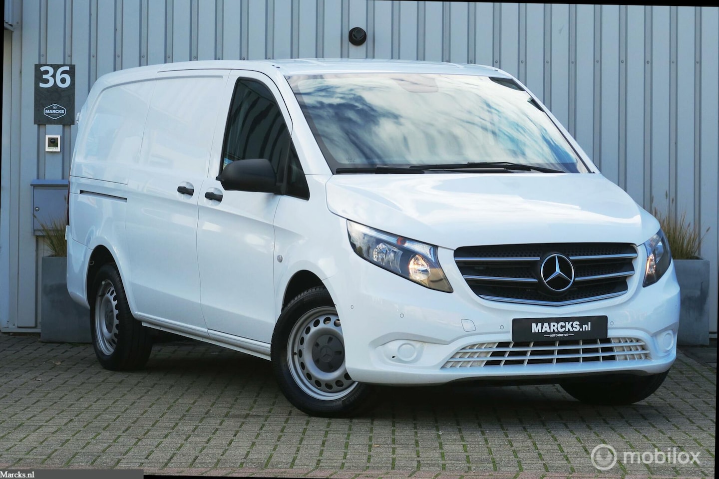 Mercedes-Benz Vito - Bestel 114 CDI AUTOMAAT * TOP STAAT! * 1 EIG * - AutoWereld.nl