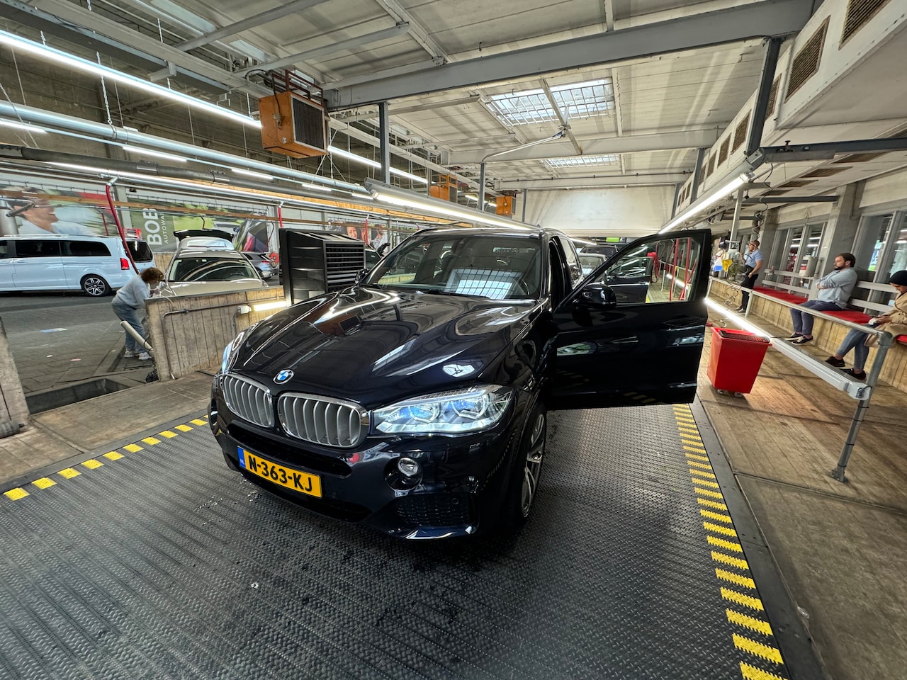 BMW X5 - xDrive 40e iPerformance High Executive M-pakket, 360 camera, head-up display - AutoWereld.nl