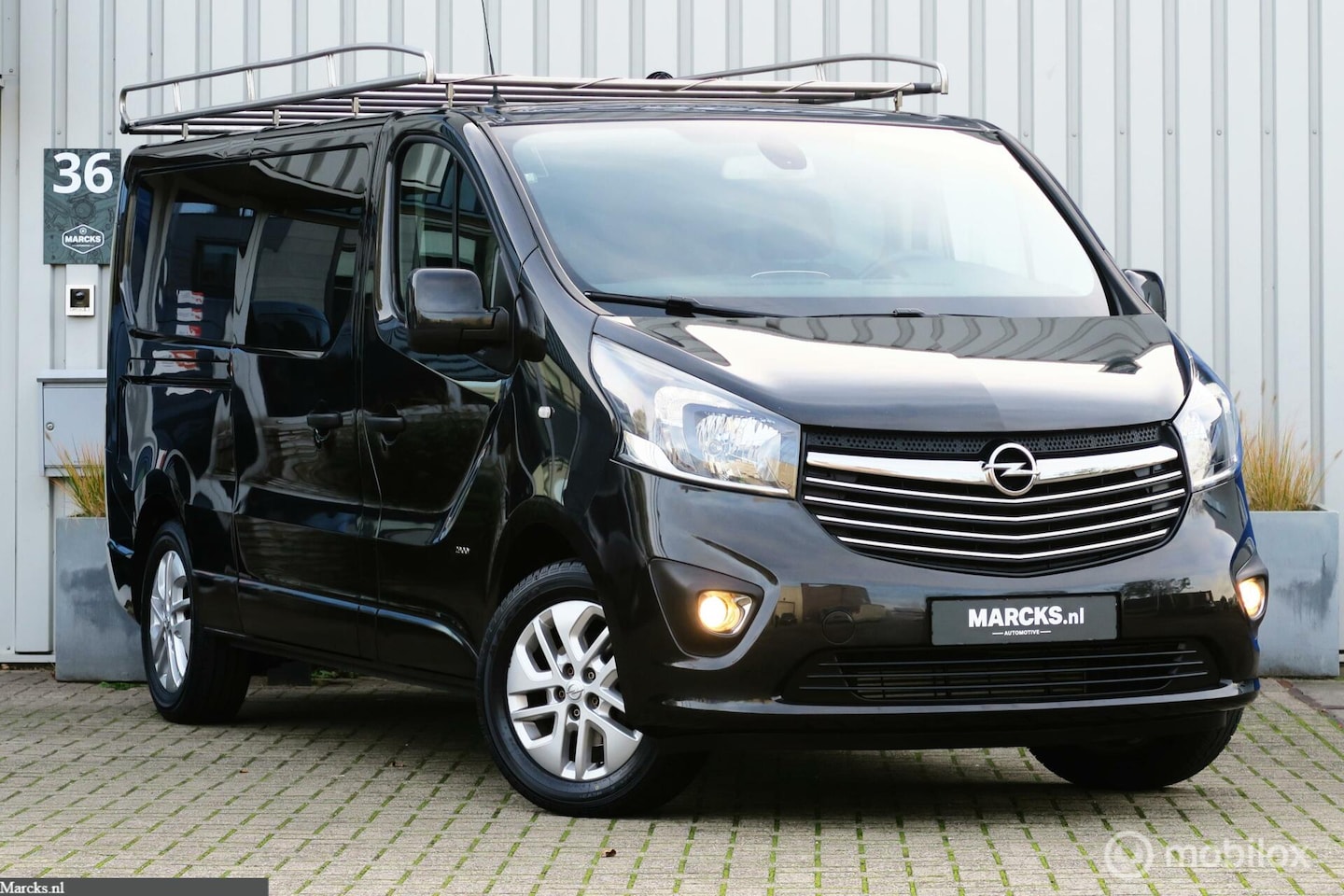 Opel Vivaro - bestel 1.6 CDTI L2H1 DC Sport EcoFlex - AutoWereld.nl