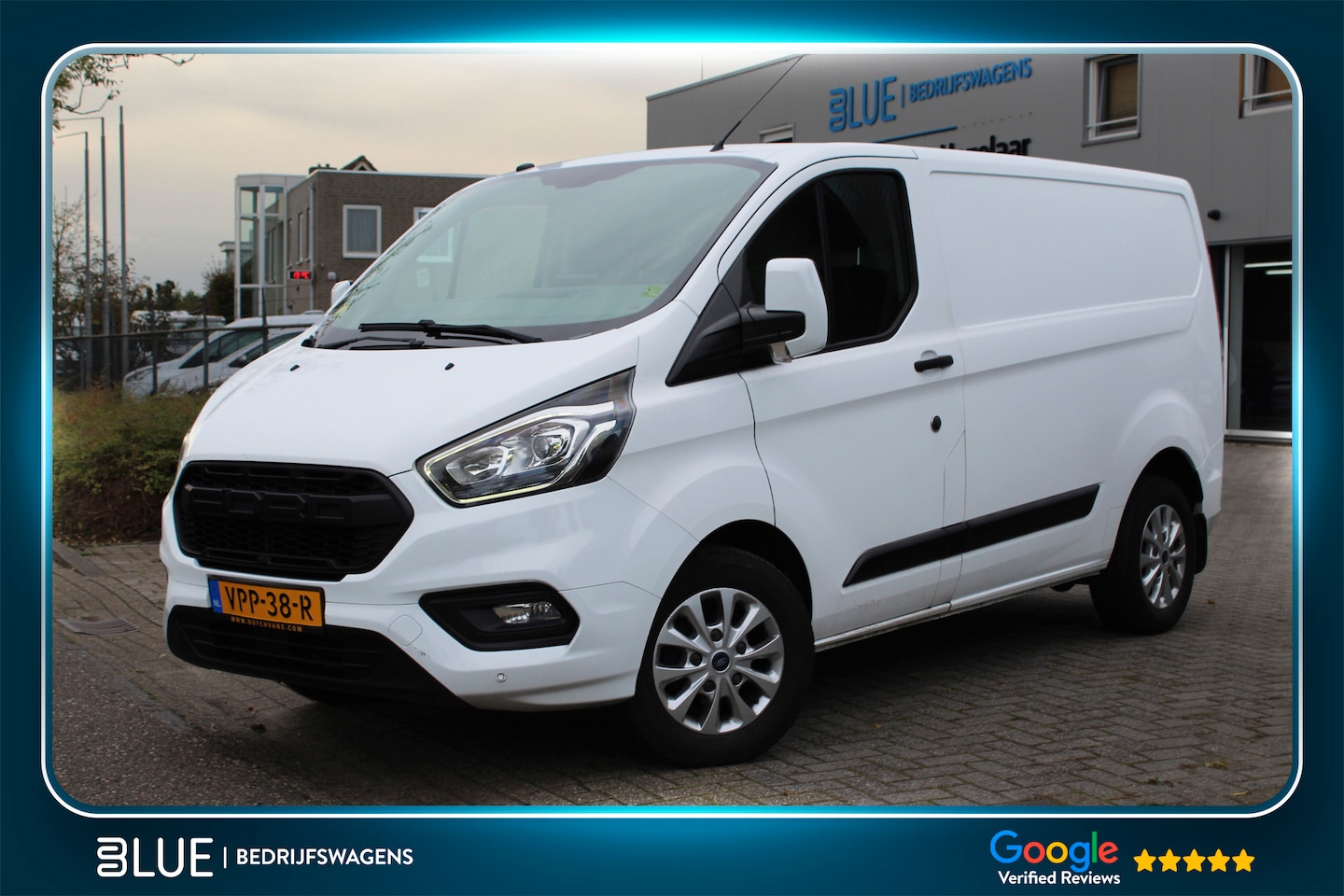 Ford Transit Custom - 280 2.0 TDCI 130PK Euro6 ✓ 3-zits ✓ airco ✓ navigatie  ✓ trekhaak 2500KG - AutoWereld.nl