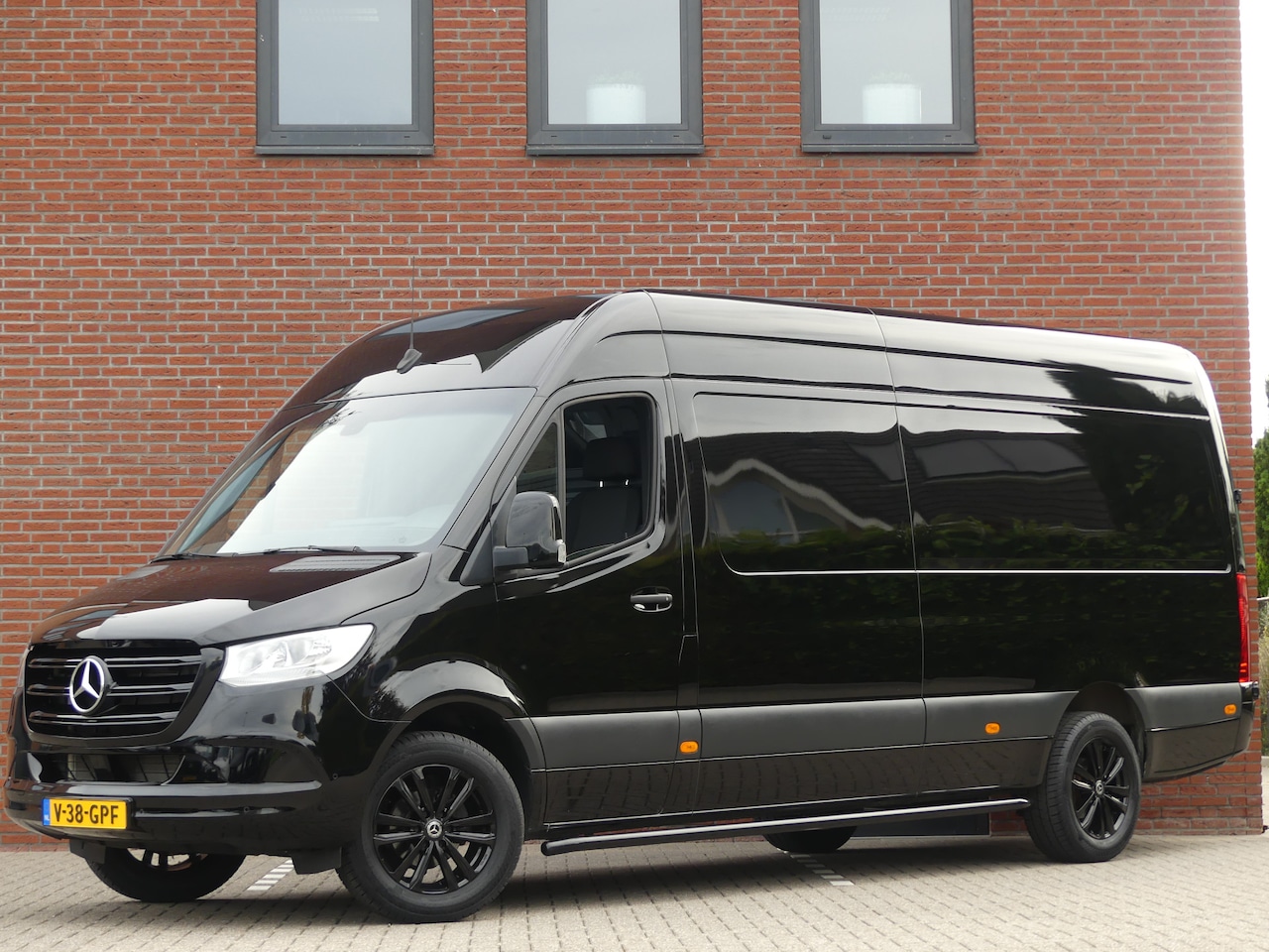 Mercedes-Benz Sprinter - 317 CDI L3H2 Camera/PDC/Airco/Cruise control - AutoWereld.nl