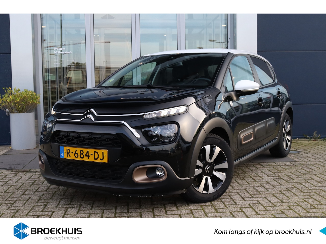 Citroën C3 - PureTech 83-pk S&S C-Series | Sensoren Achter | Navigatie | Cruise Control | Climate | Car - AutoWereld.nl