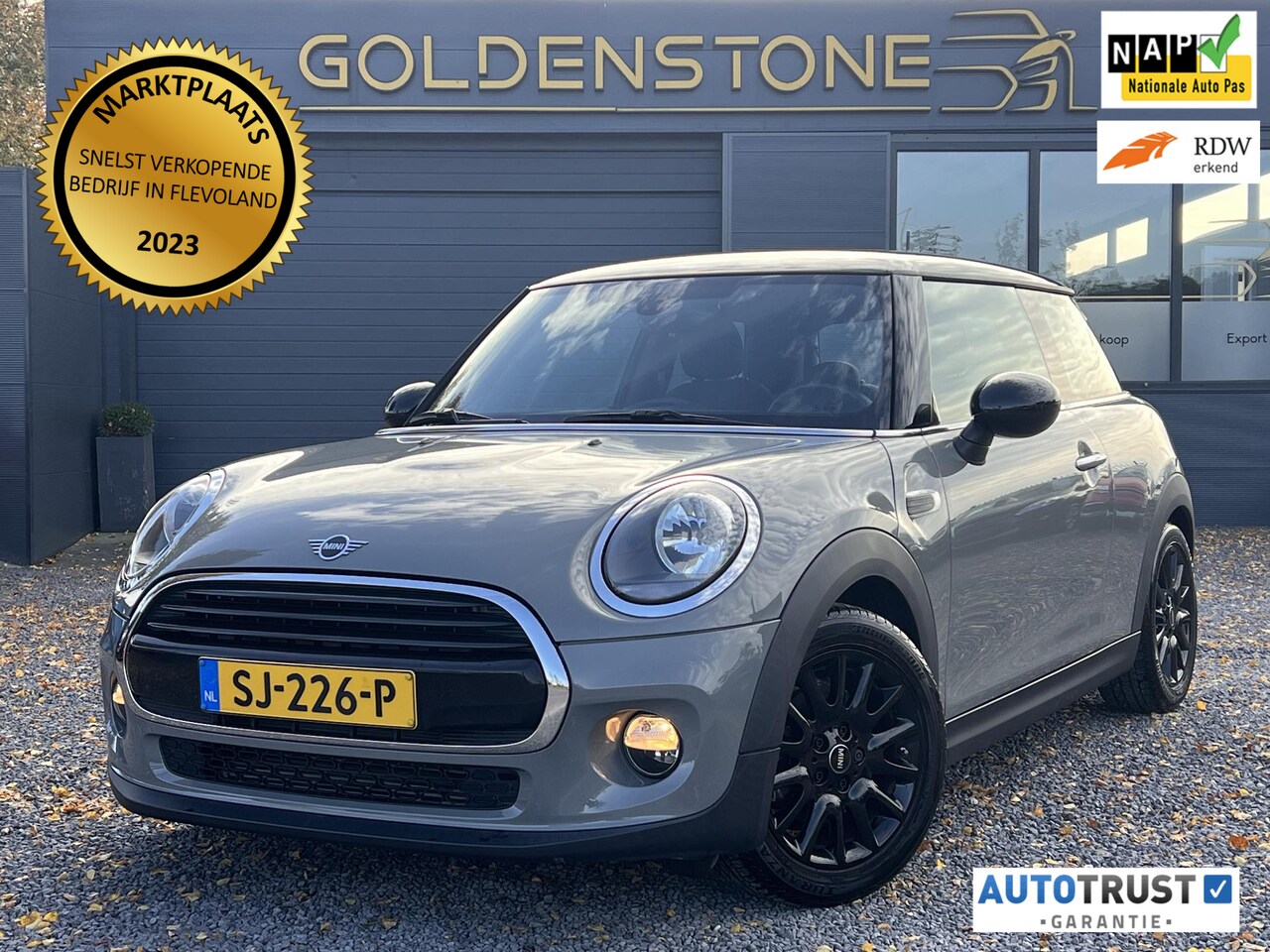 MINI Cooper - Mini 1.5 Salt 2e Eigenaar,Airco,LM Velgen,Unieke KM Stand,NL Auto,N.A.P,APK Tot 04-2026 - AutoWereld.nl