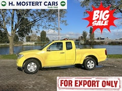 Nissan Navara - 2.5 D * AIRCO * 4 WD * NIEUWE BANDEN * PICKUP * EXPORT COLLECTIE