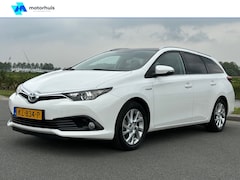 Toyota Auris - BUSINESS PLUS | HYBRID | AUTOMAAT | NAVI | CAMERA |