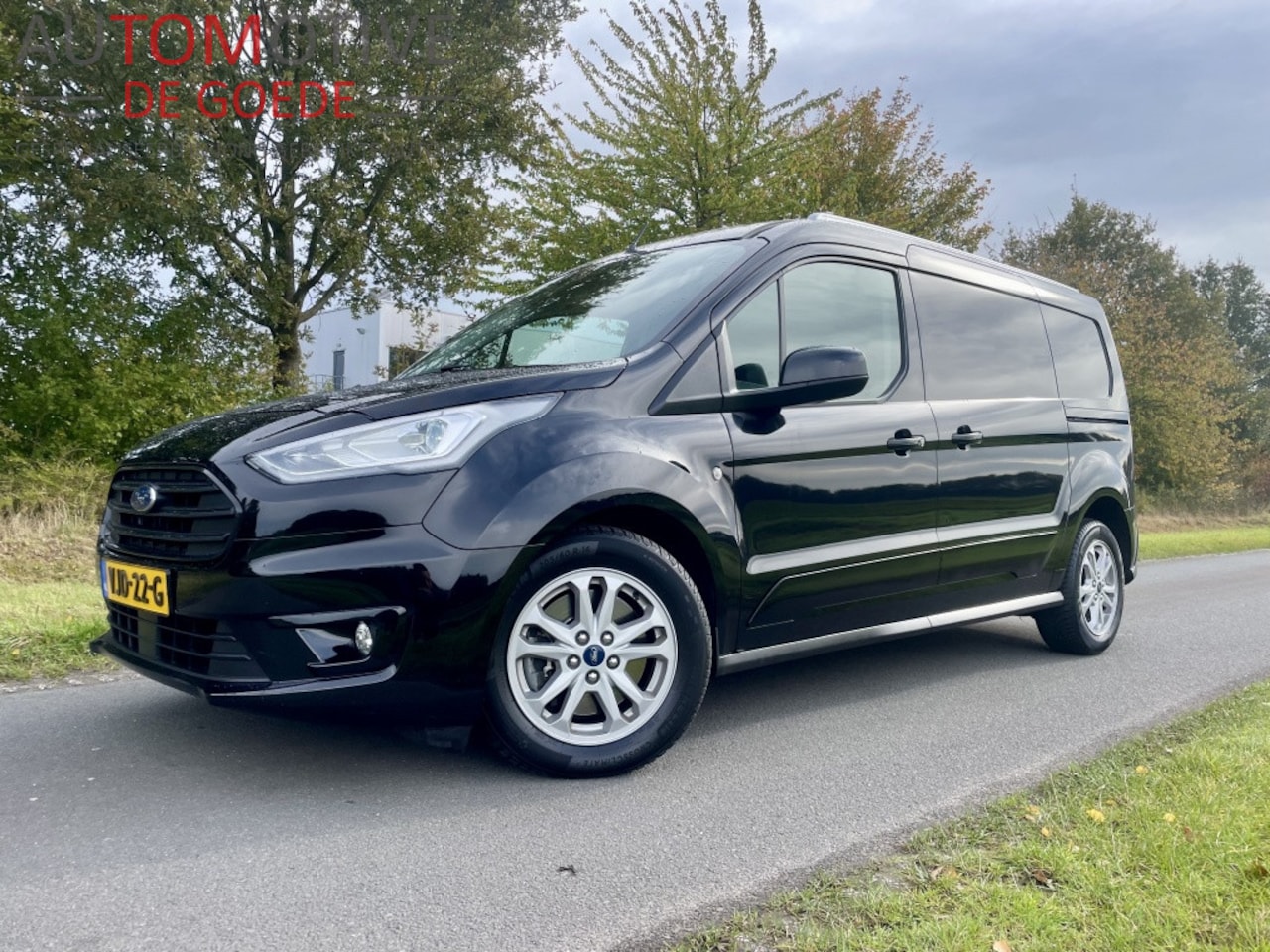 Ford Transit Connect - 1.5 EB 120pk Automaat L2 Limited Edition BOMVOL - AutoWereld.nl