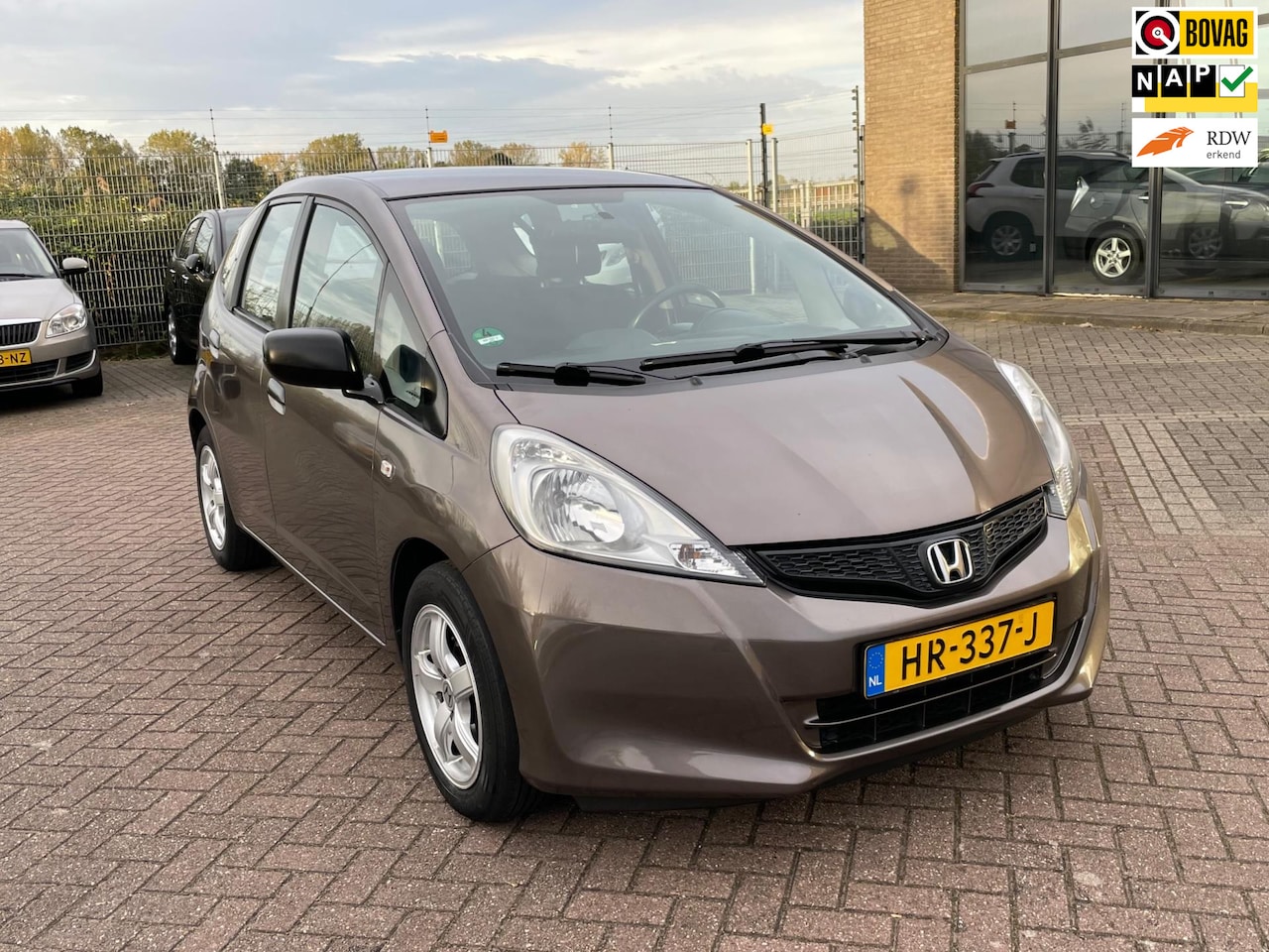 Honda Jazz - 1.2 S 1.2 S, 5DRS, Airco, Camera, LMV 15'', Trekhaak! - AutoWereld.nl