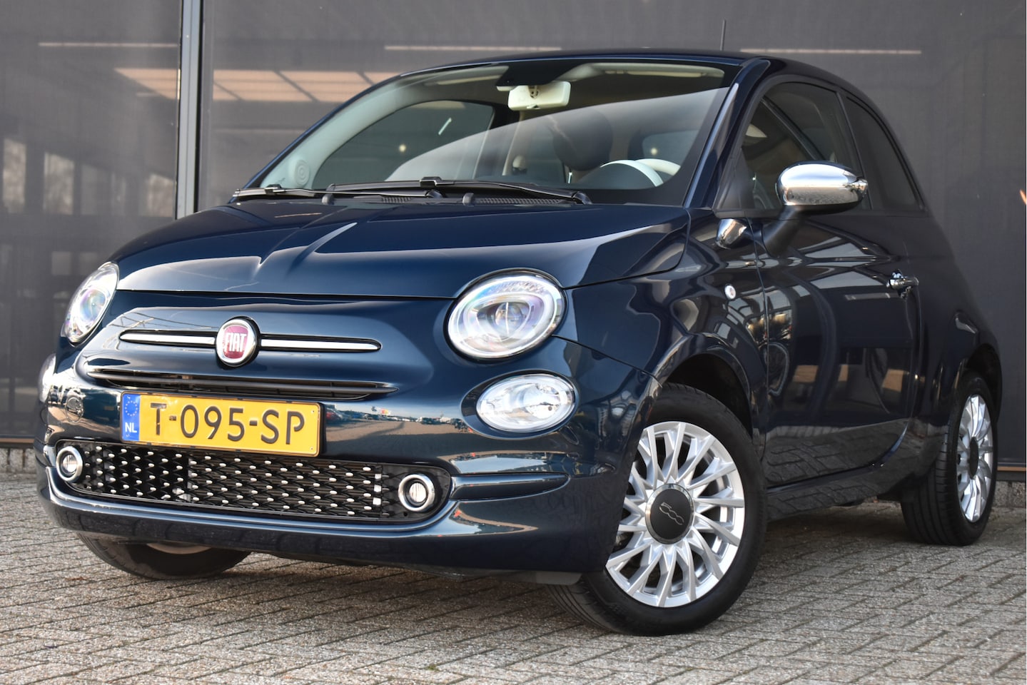 Fiat 500 - 1.0 Dolcevita Hybrid | Navigatie | Climate Control | Parkeersensoren | Cruise Control | - AutoWereld.nl