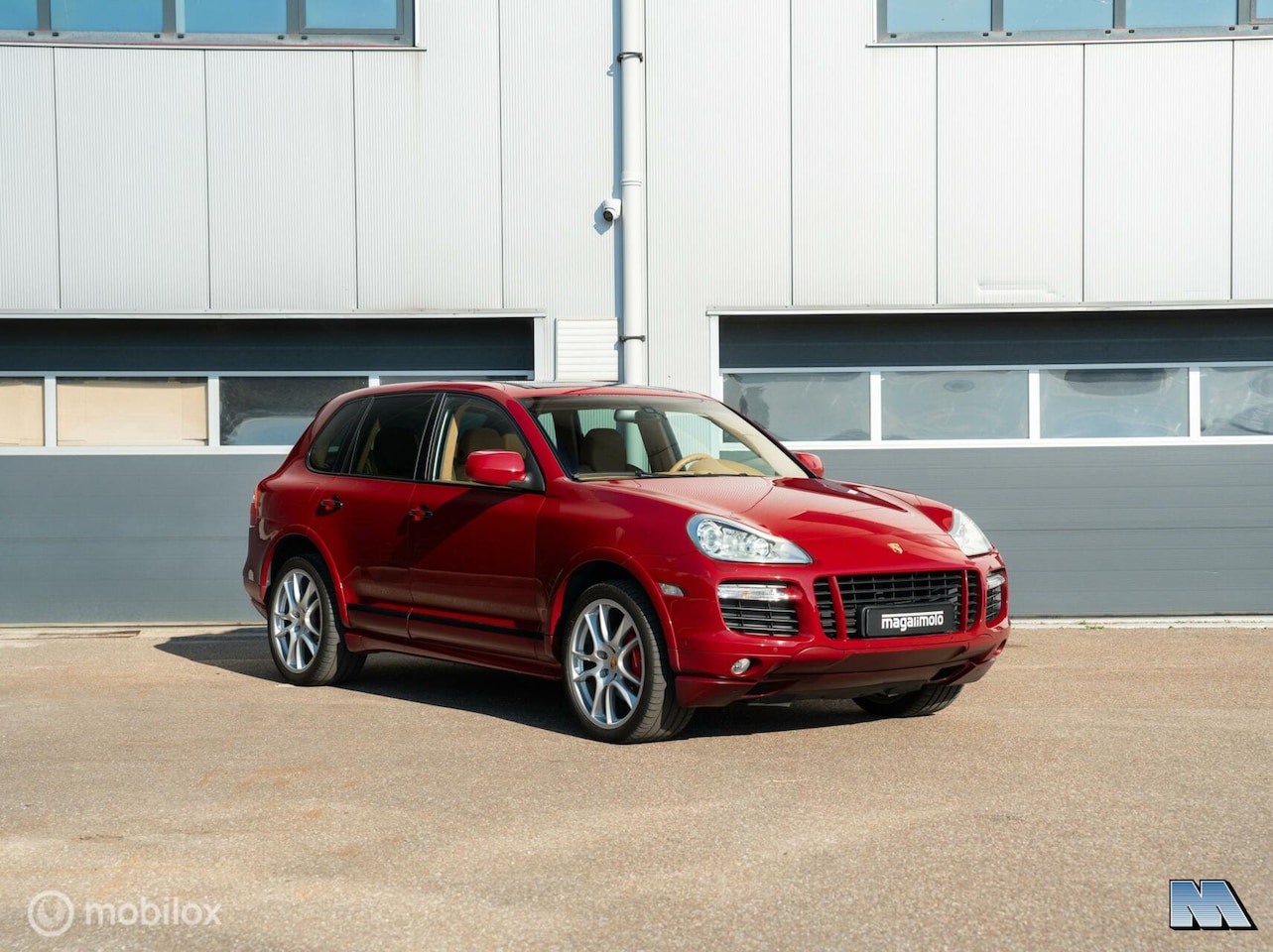 Porsche Cayenne - 4.8 GTS Rot l PCCM l Pano l PDCC l Bose - AutoWereld.nl