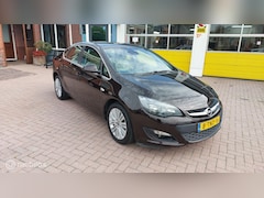 Opel Astra - 1.4 Turbo Design Edition