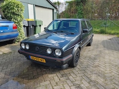 Volkswagen Golf - 1.6 CL