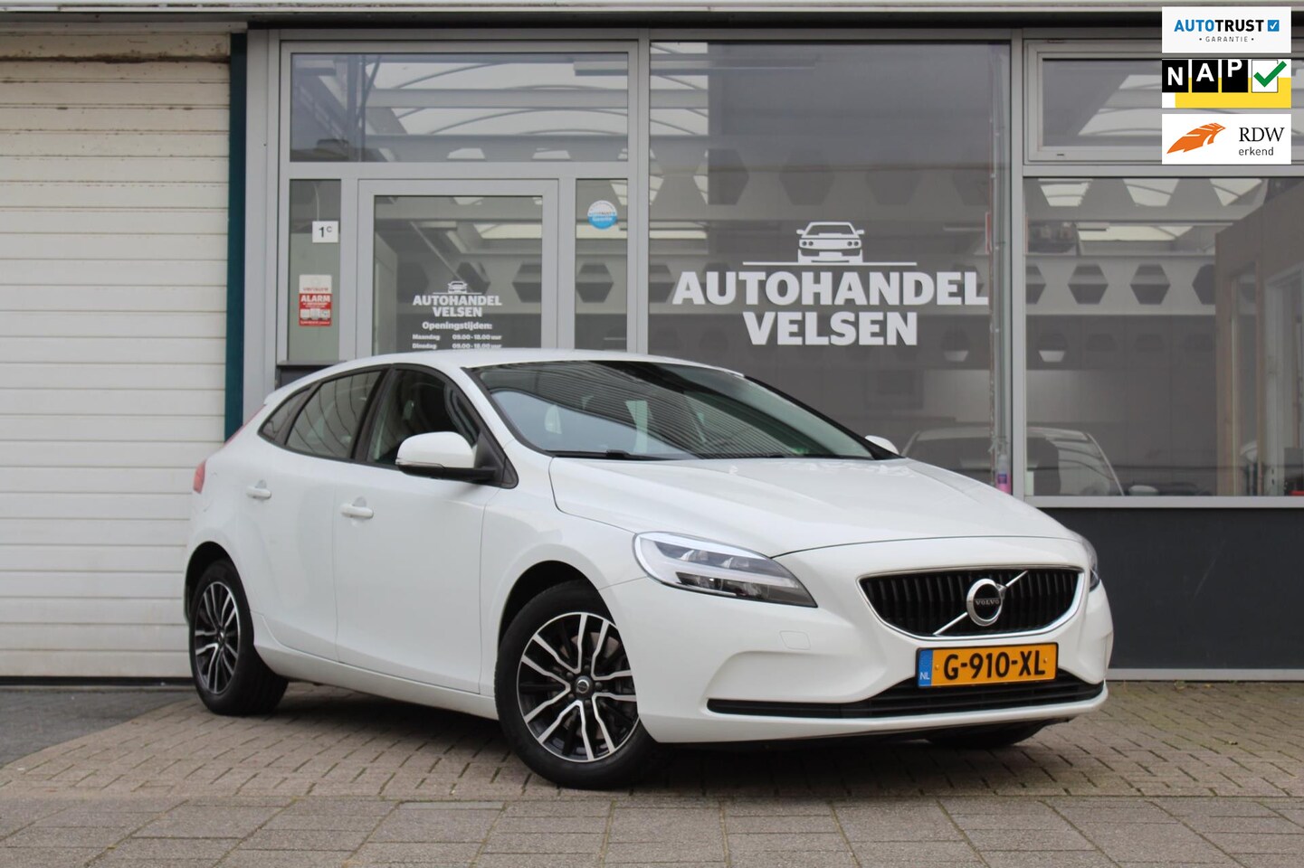 Volvo V40 - 1.5 T2 Polar+|Automaat|Navi|Camera| - AutoWereld.nl