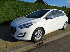 Hyundai i30 - I30 -123169 km-Airco-Cruise-Pdc-Usb/aux