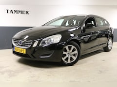 Volvo V60 - 1.6 DRIVE SUMMUM LAGE KM./NAVI/CRUISE/TREKHAAK/STOEL VERWARMING/