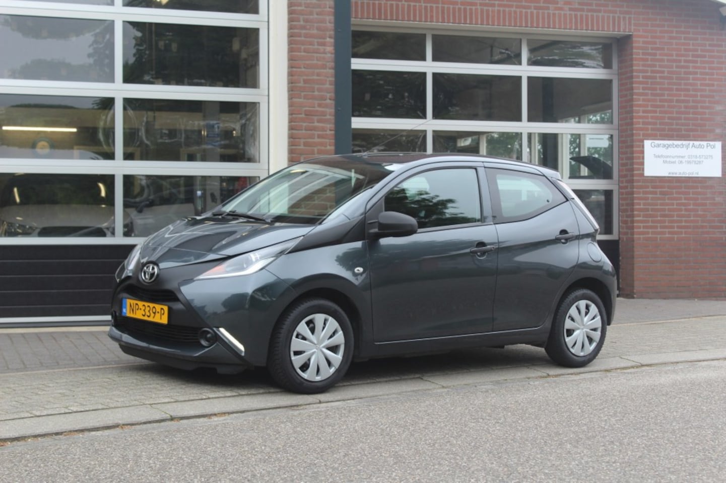 Toyota Aygo - 1.0 VVT-i x-fun 1.0 VVT-I X-FUN - AutoWereld.nl