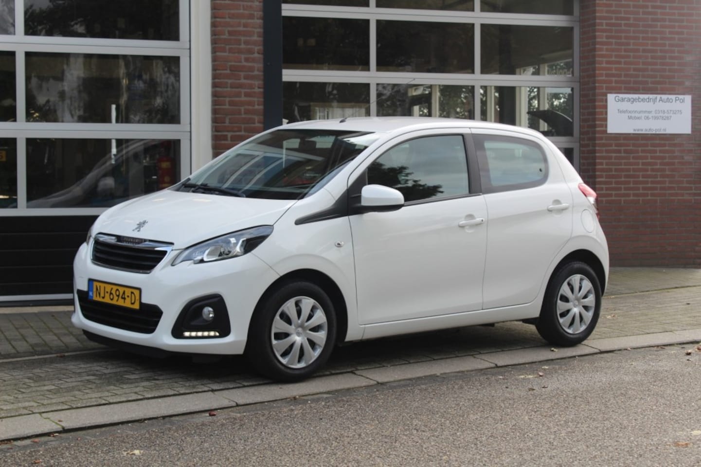 Peugeot 108 - 1.0 e-VTi Active 1.0 E-VTI ACTIVE - AutoWereld.nl