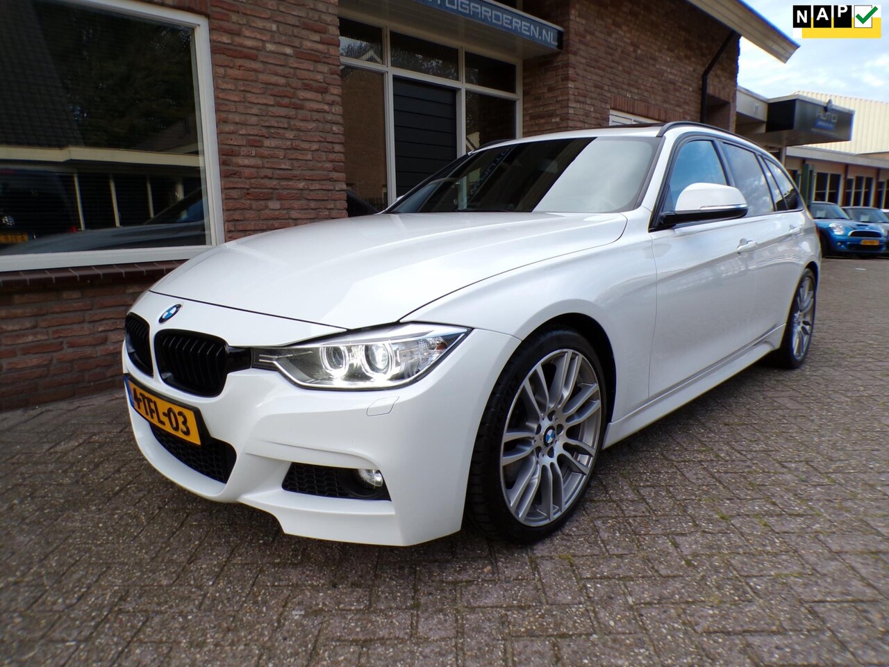 BMW 3-serie Touring - 328i High Executive M Pakket / Automaat / Leder / Panoramadak / Navi - AutoWereld.nl