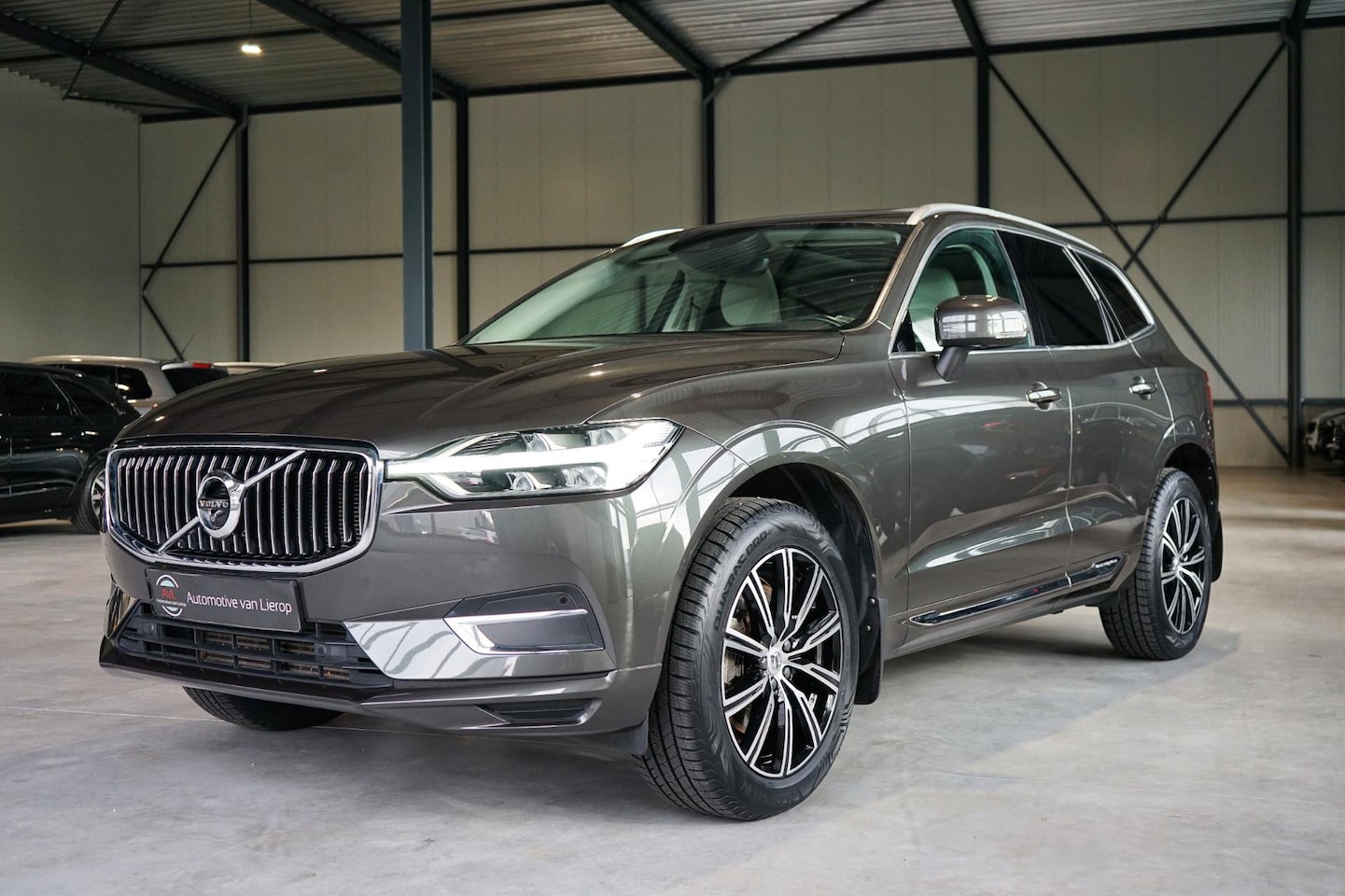 Volvo XC60 - 2.0 T6 AWD Inscription PANO | 360° CAMERA | ADAPTIVE CRUISE - AutoWereld.nl