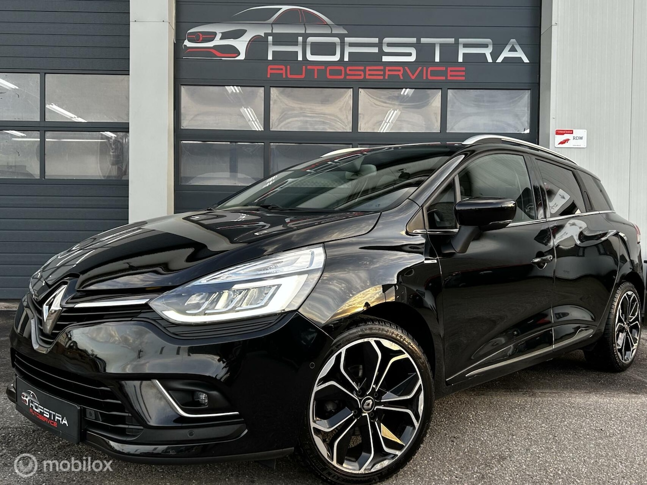 Renault Clio Estate - 0.9 TCe Bose Camera Led Navi DAB 17inch - AutoWereld.nl