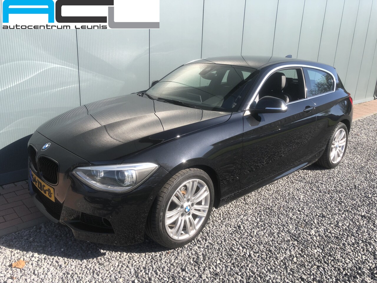 BMW 1-serie - 114i High Executive M-sportpakket 3-drs - AutoWereld.nl