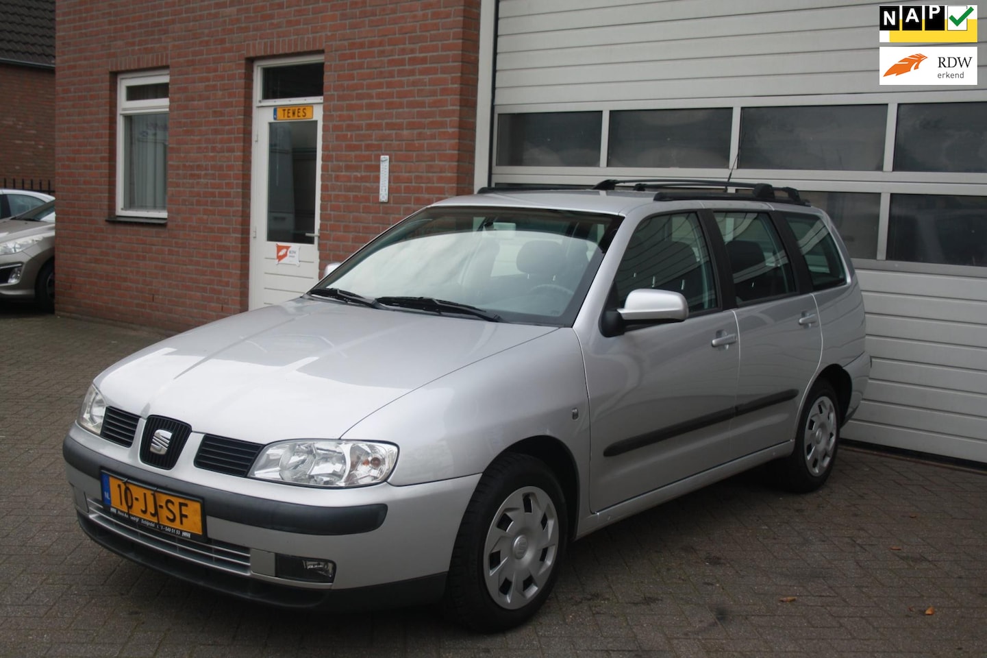 Seat Cordoba Vario - 1.4-16V Signo.airco.electr.ramen.stuurbekrachtiging.trekhaak. - AutoWereld.nl