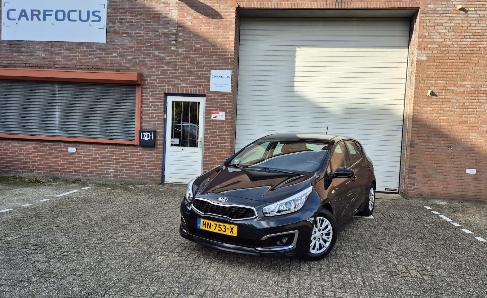 Kia Cee'd - 1.0 T-GDi Navigator 2e eigenaar PDC Cruise Trekhaak NAP Airco APK Navi - AutoWereld.nl