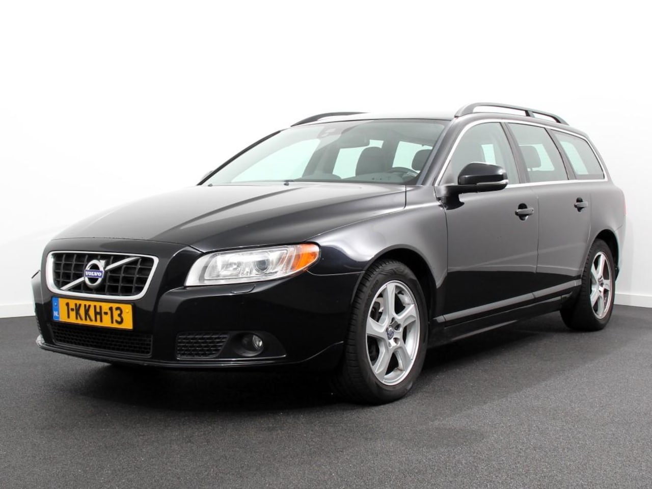 Volvo V70 - 2.0 D4 163pk Automaat Nordic | Lederen Bekleding | Electrische achterklep | Trekhaak | Nav - AutoWereld.nl