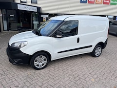 Fiat Doblò Cargo - 1.3 MJ L1H1 Actual Cruise controle, btw verrekenbaar, trekhaak, laadvloer met laden etc