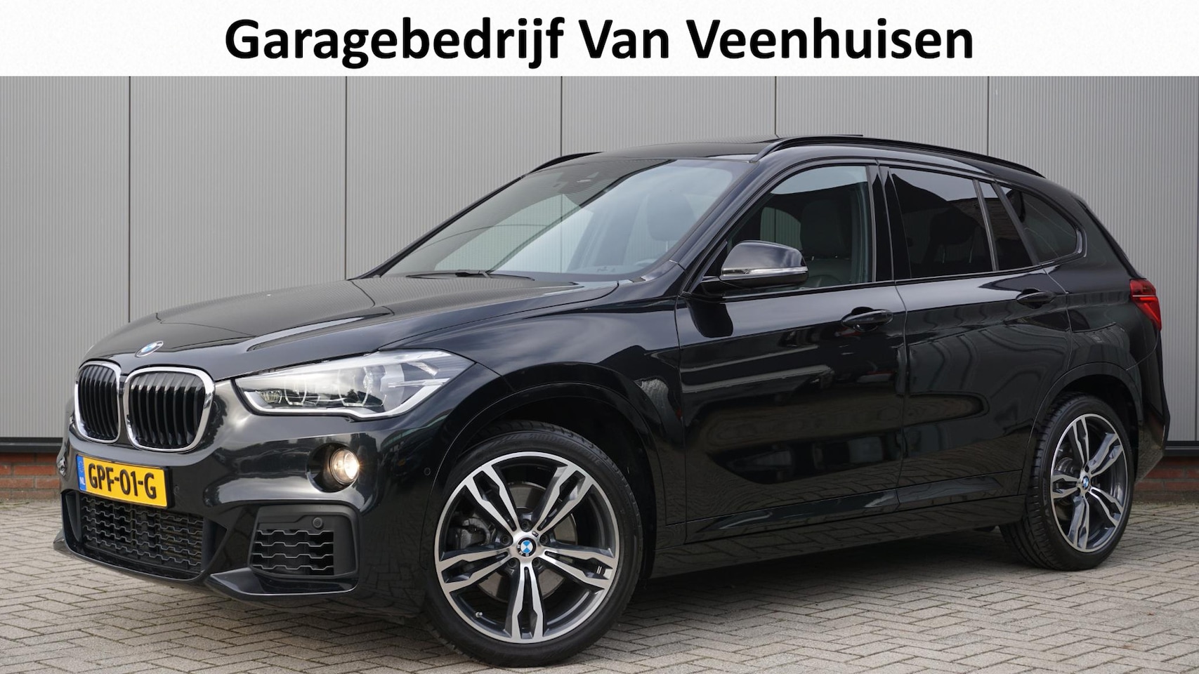 BMW X1 - xDrive25i 231PK M-Sport Pano.Dak Leder 19inch LM LED Head-up Shadow-Line Keyless Afn-Trekh - AutoWereld.nl