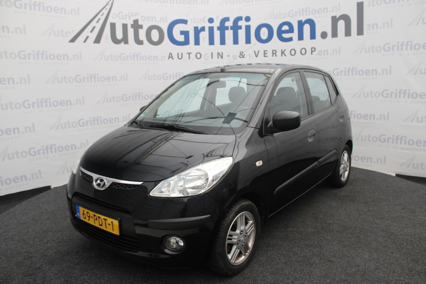 Hyundai i10 - 1.1 Active Orange Babies nette automaat met airco - AutoWereld.nl