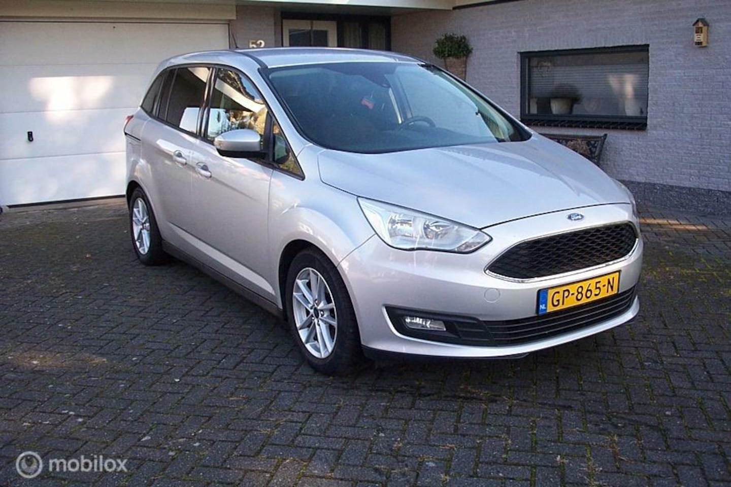 Ford Grand C-Max - 1.0 Titanium Clima Cruise Nieuwe APK! - AutoWereld.nl