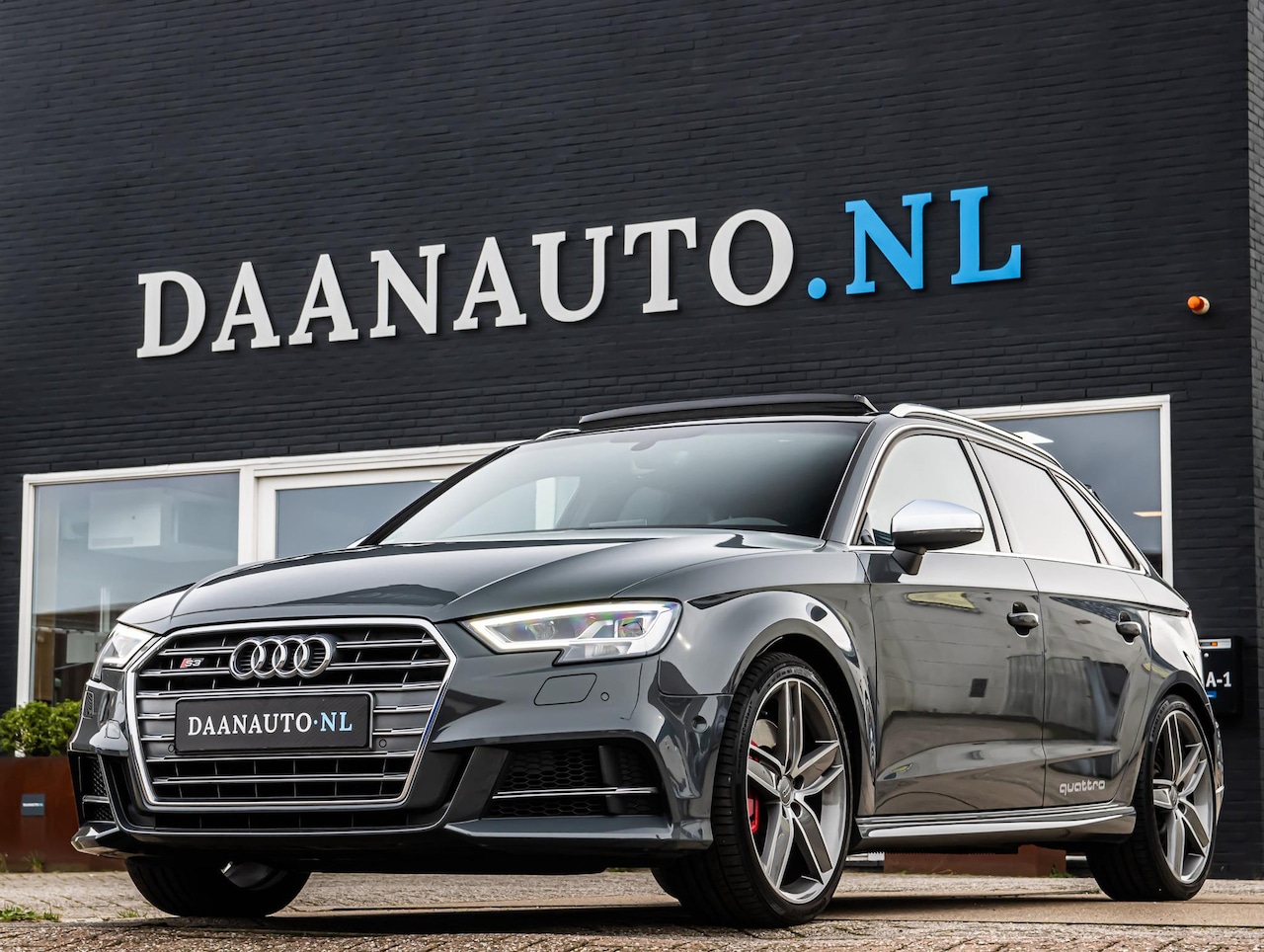 Audi S3 - SB 2.0 TFSI quattro Pro Line Plus Pano Massage Luxe Leder - AutoWereld.nl