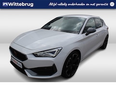 CUPRA Leon - 1.4 e-Hybrid 245PK VZ Adrenaline / Stuur en Stoelverwarming / 19" LMV / Achteruitrijcamera