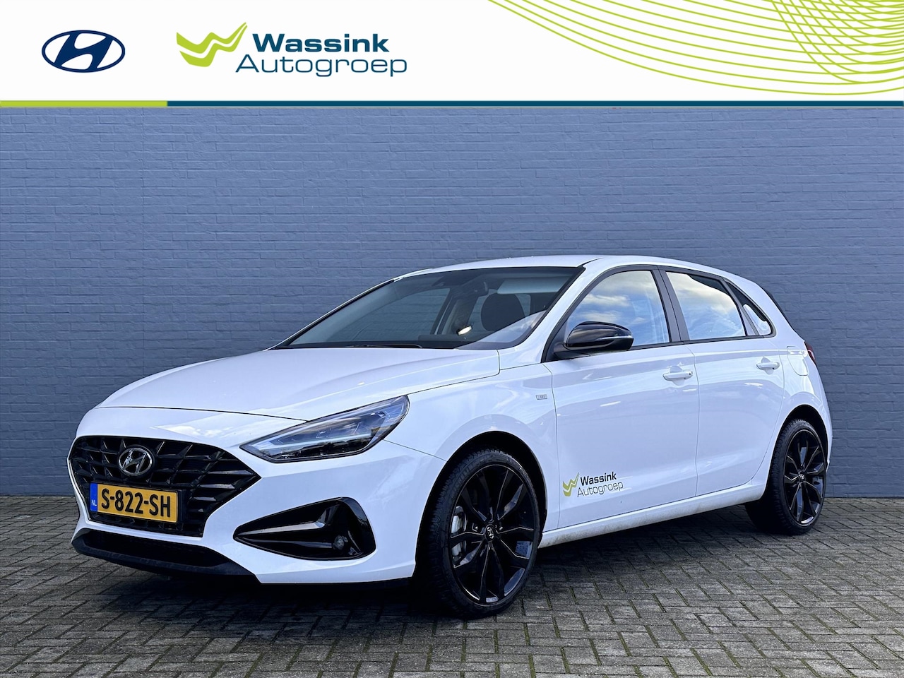 Hyundai i30 - 1.0 T-GDI 48V 120pk Comfort Smart | 18 inch LMV | Navigatie | Achteruitrijcamera - AutoWereld.nl