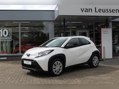 Toyota Aygo X - 1.0 VVT-I MT PLAY NIEUW & DIRECT LEVERBAAR AD-CRUISE DAB APPLE/ANDROID CAMERA ARICO EL-RAM