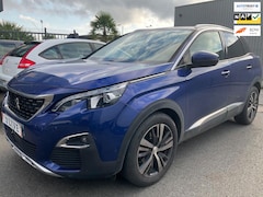 Peugeot 3008 - 1.2 PureTech Allure, PANO, RIEM VERV