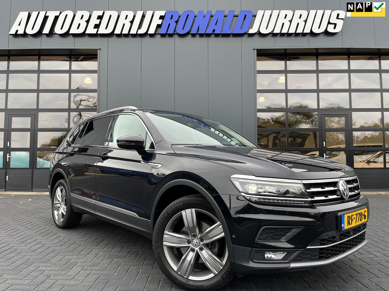 Volkswagen Tiguan Allspace - 1.4 TSI Highline 7p. NL.Auto/Automaat/Virtual-Cockpit/Panoramadak/Trekhaak/Full-Led/1Ste E - AutoWereld.nl